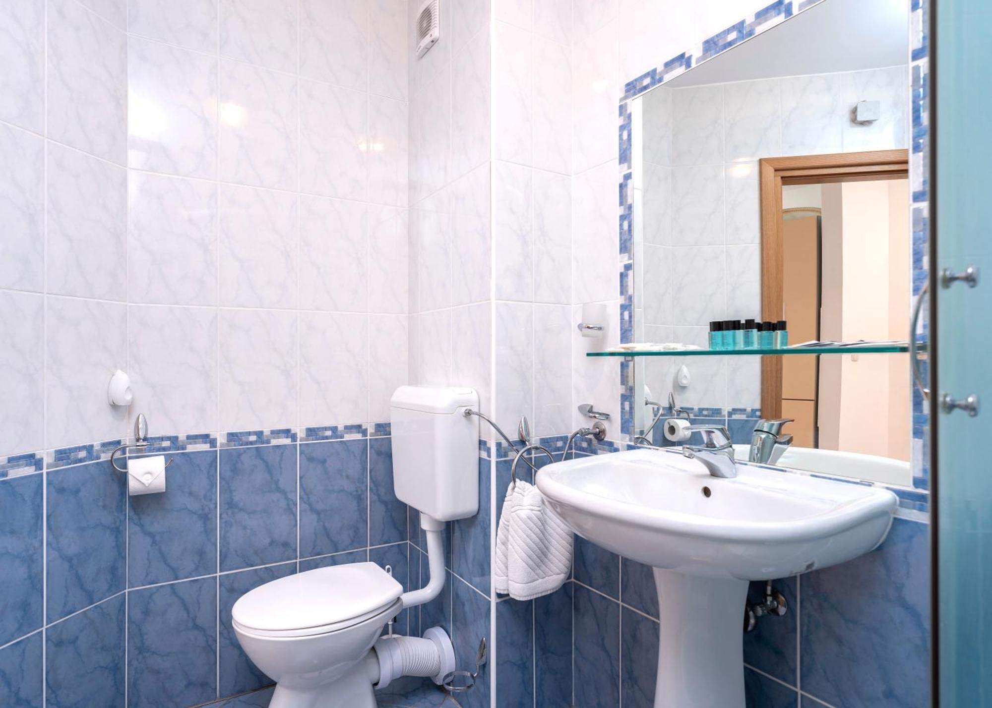 Villa Dalmatia Apartments Bol Bagian luar foto