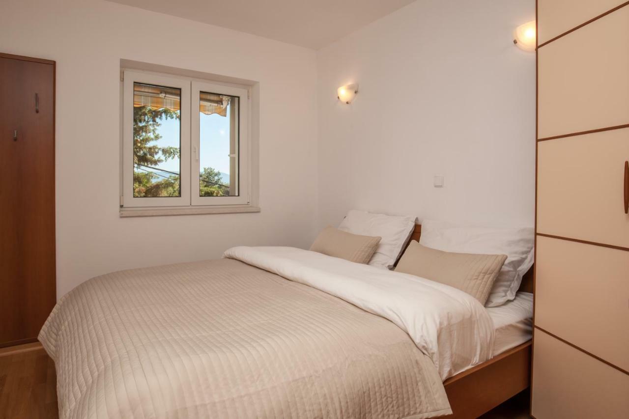 Villa Dalmatia Apartments Bol Bagian luar foto